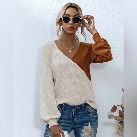 Colorblock V-Neck Long Sleeve Waffle Tee Women’s Size Medium - Picture 1 of 4
